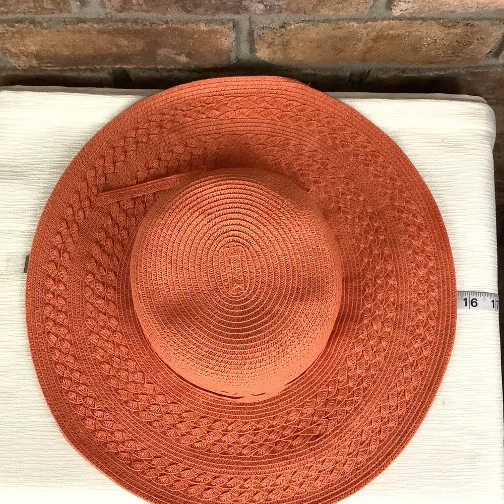 BIJOUX TERNER Floppy Orange Straw Sun Hat - Picture 5 of 9